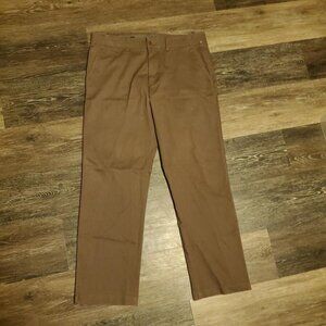 Men's Haggar in Motion Khaki Pants. Size 34/30 Brown, Pockets, Excellent Cond!